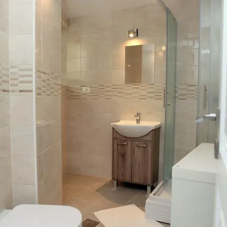 Apartment Center Studio Edra *